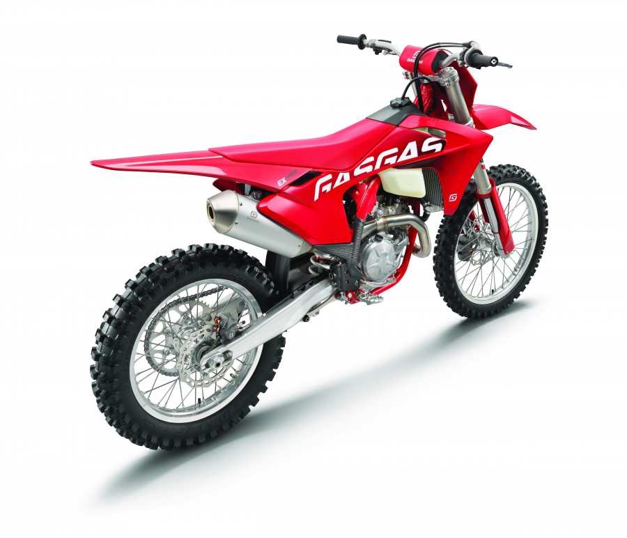 58415_Cross Country _ EX 450F _ 2024 _ Studio