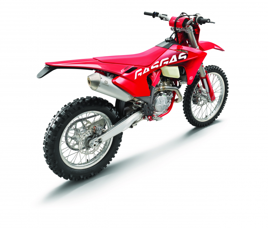 61036_Enduro _ EC 450F _ 2024 _ Studio